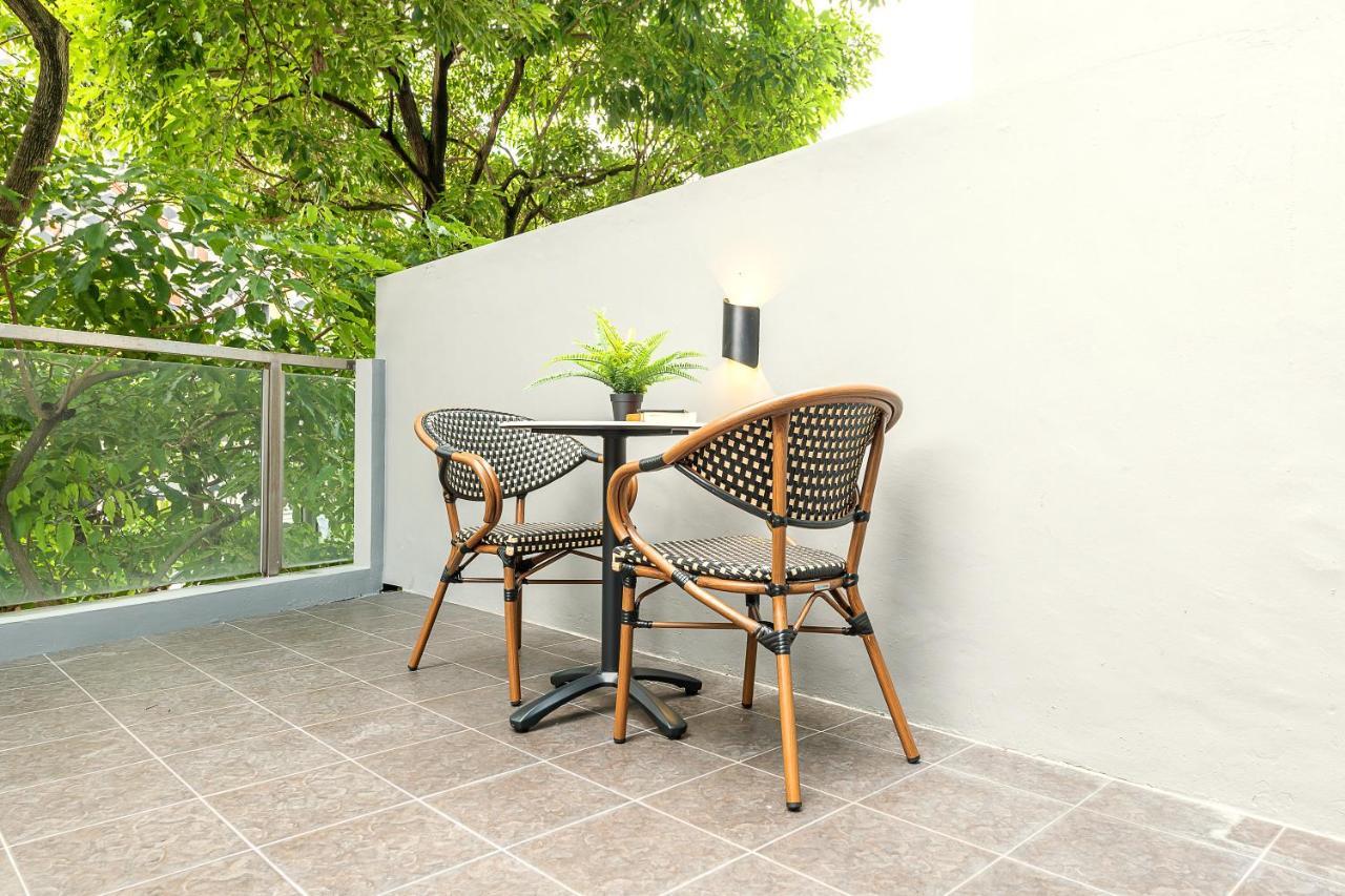 Owen House By Habyt Singapore Exterior photo